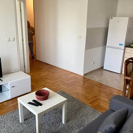 Apartment 4-you 4